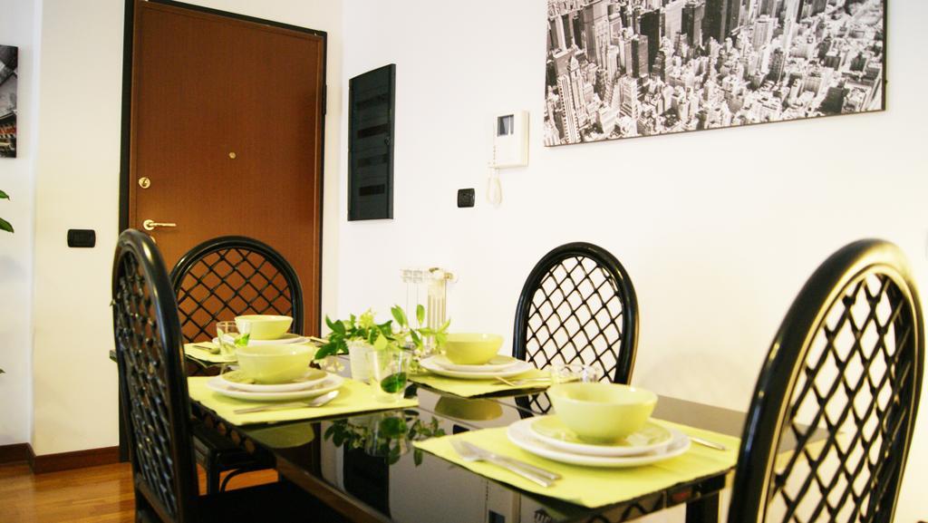 Sweet Roman Holiday Fiumicino Phòng bức ảnh