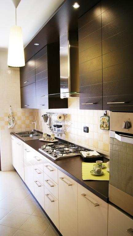 Sweet Roman Holiday Fiumicino Phòng bức ảnh